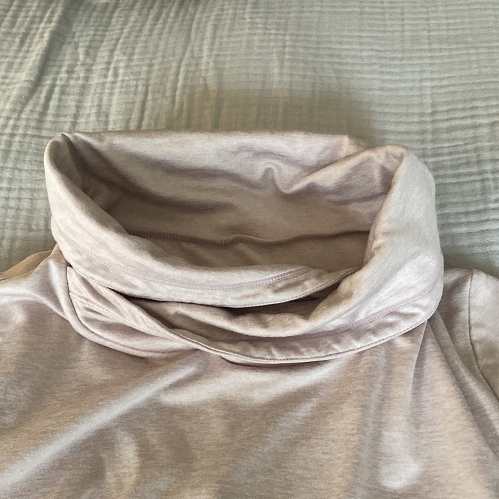 Yoga pull over - Picture 3 of 5